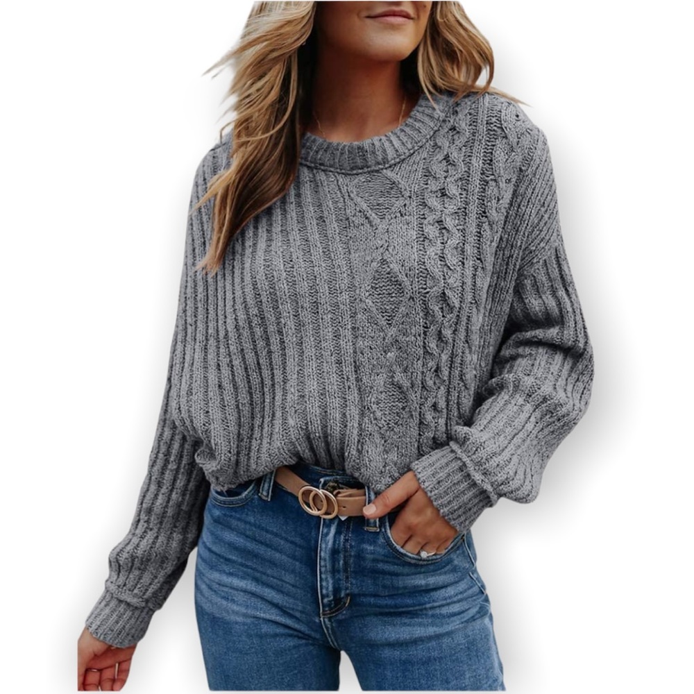 Crew neck chunky knit cable pullover sweater